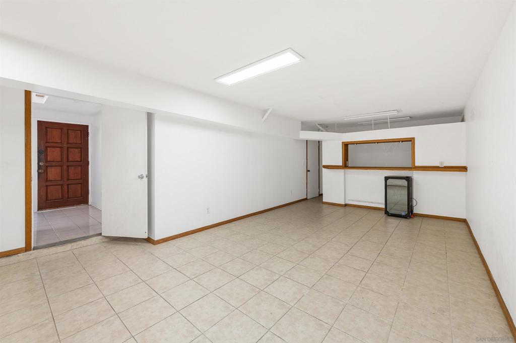 6385 Caminito Salado