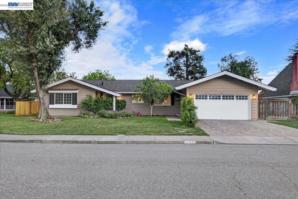 132 Metairie Pl