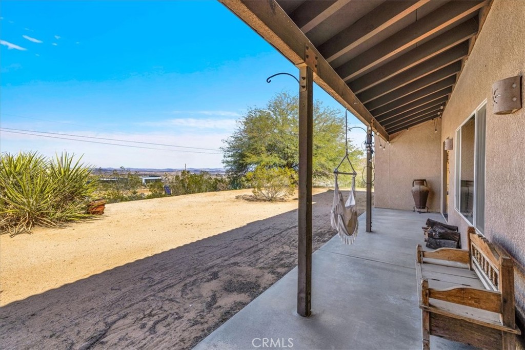 61481 Latham Trail