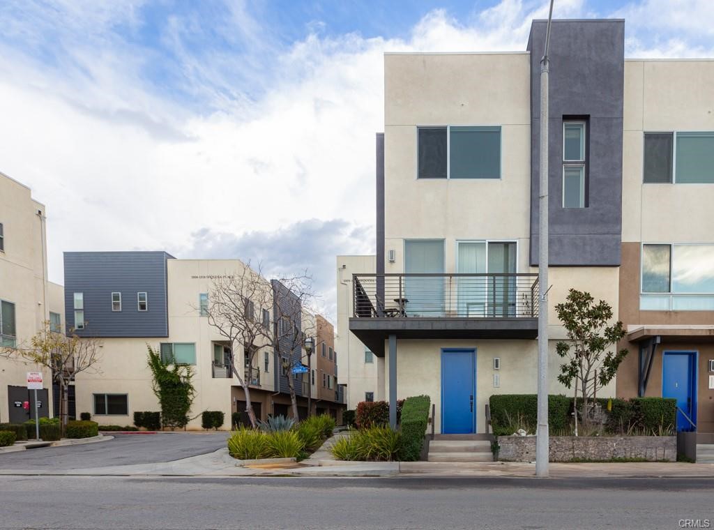 This modern home at 315 Mission Rd features 2 bedrooms, 3 bathrooms, and 1,410 sq ft of sleek, efficient living space. The living room offers plenty of room for relaxation and includes central air conditioning. Both bedrooms are generously sized with en-suite bathrooms and walk-in closets, making them ideal for comfort. The kitchen is well-appointed with a wine cooler, stove, dishwasher, and refrigerator, and the convenient in-unit laundry (washer and dryer) is located on the same upper level as the bedrooms. Enjoy outdoor living with a private L-shaped (wrap-around) balcony, perfect for morning coffee or evening relaxation. This eco-conscious home comes with paid-off solar panels, significantly reducing energy costs, and is entirely electric, no gas service required.
- Located just minutes from Downtown LA and conveniently close to shopping, dining, schools, and freeways like the 5 and 60
- Included garage parking with direct access for two cars
- Spacious end-unit with only one shared wall, offering added privacy
Available for rent at a competitive rate. Contact me today to schedule a tour!