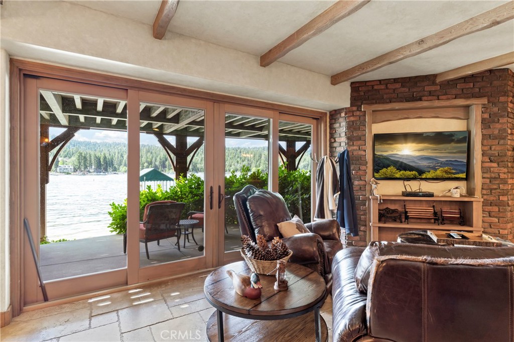 Arrowhead Woods (AWHW) - Residential