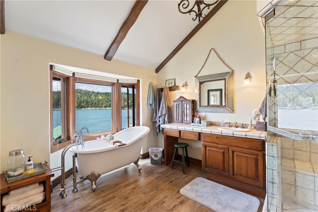 Arrowhead Woods (AWHW) - Residential