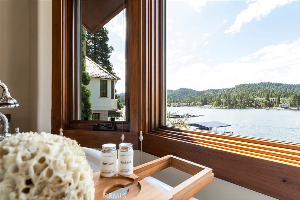 Arrowhead Woods (AWHW) - Residential