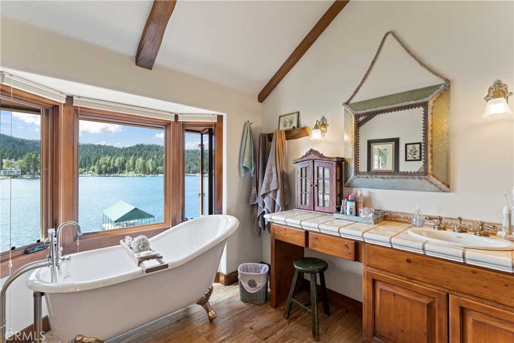 Arrowhead Woods (AWHW) - Residential