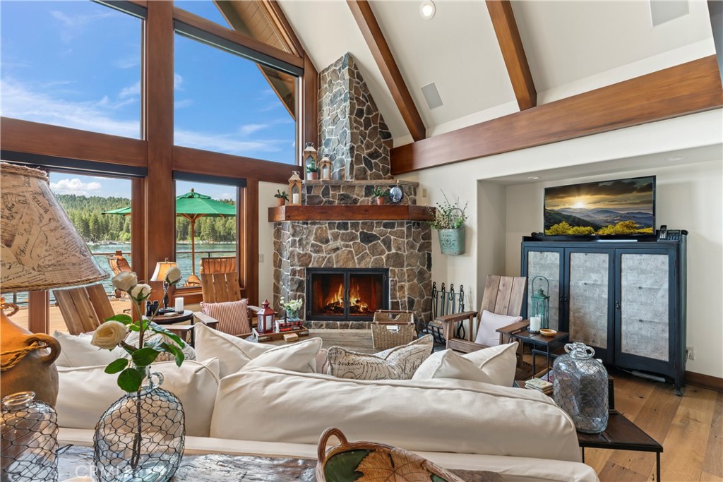 Arrowhead Woods (AWHW) - Residential