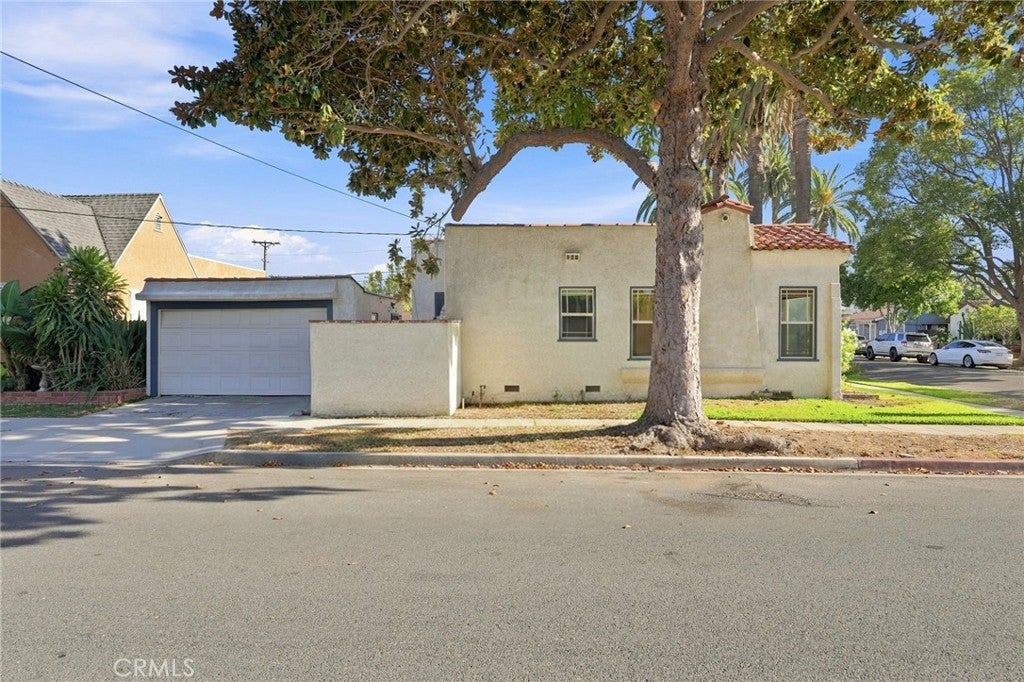 2390 Oregon