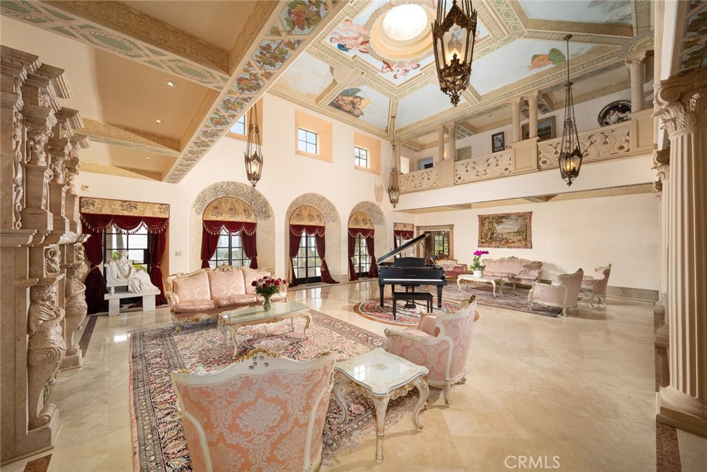 3300 Palos Verdes Drive W