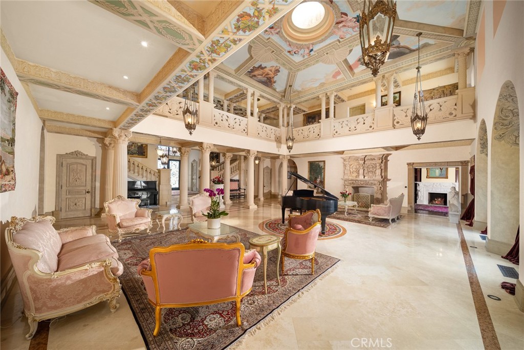 3300 Palos Verdes Drive W