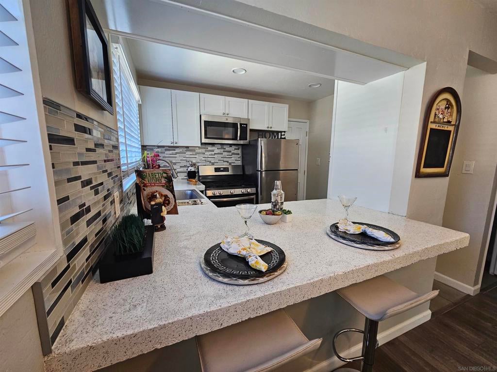 4858 Chateau Drive