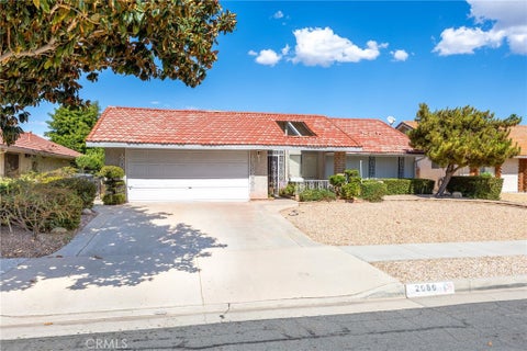 Photo of 2080 Silver Oak WAY, Hemet, CA 92545 (MLS # SW26218673)