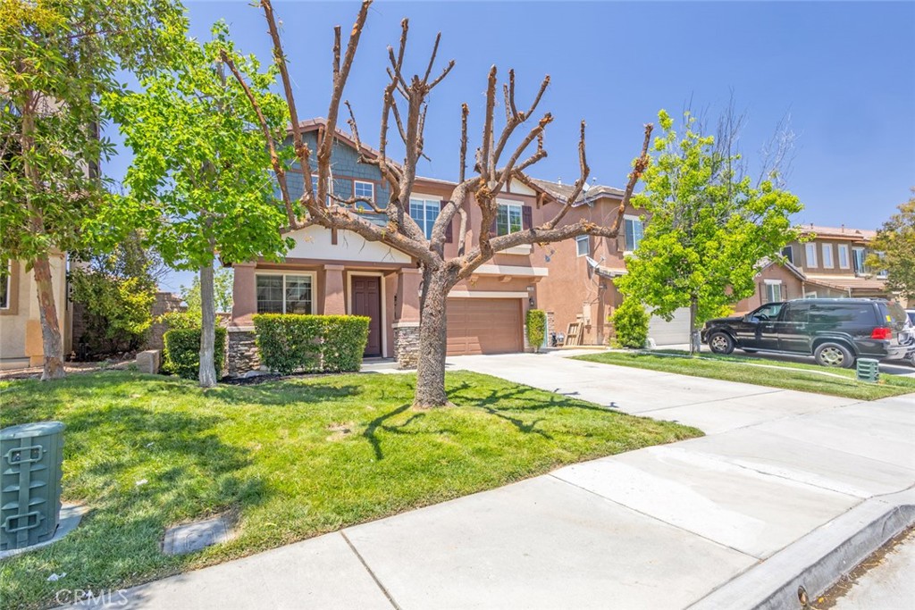 31666 Rosales Avenue