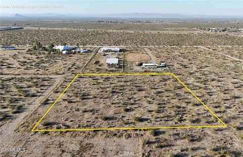 Photo of 0 Olivera Road, Phelan, CA 92371 (MLS # IV26064010)