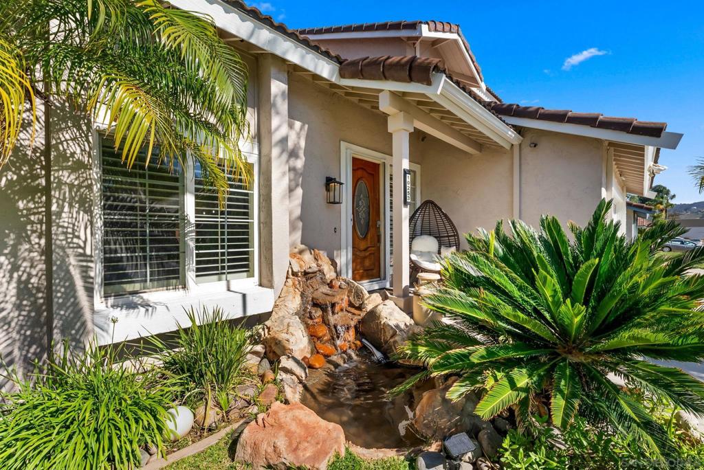 10253 Paseo Park