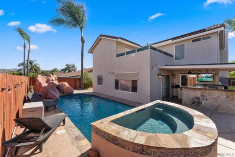Photo of 10253 Paseo Park DR, Lakeside, CA 92040 (MLS # 260021836SD)
