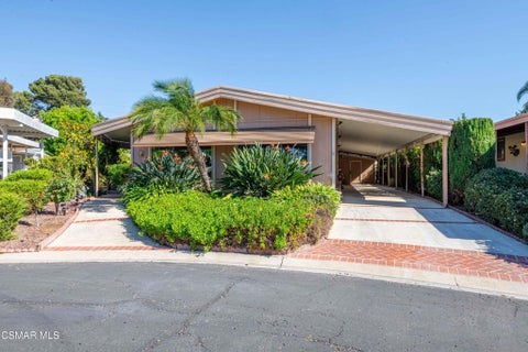 Photo of 20 Tahquitz Court #219, Camarillo, CA 93012 (MLS # 226004870)
