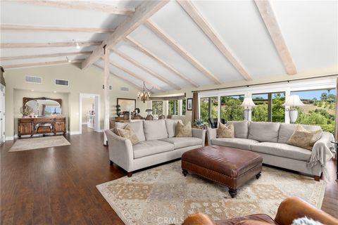 Photo of 3237 Canonita Drive Dr, Fallbrook, CA 92028 (MLS # ND25220689) Photo of 3237 Canonita Drive Dr, Fallbrook, CA 92028 (MLS # ND25220689)