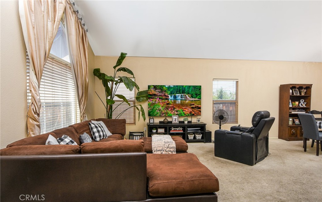 1065 Sycamore Lane
