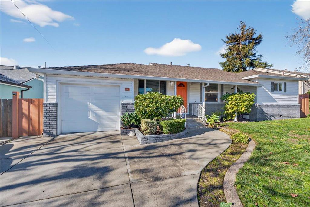 19373 San Miguel Avenue