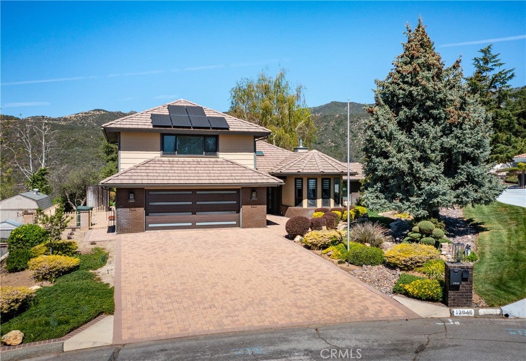 13046 Oak Crest