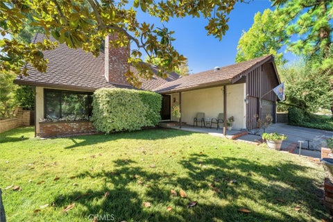Photo of 24020 Avenida Crescenta, Valencia, CA 91355 (MLS # SR26193738)