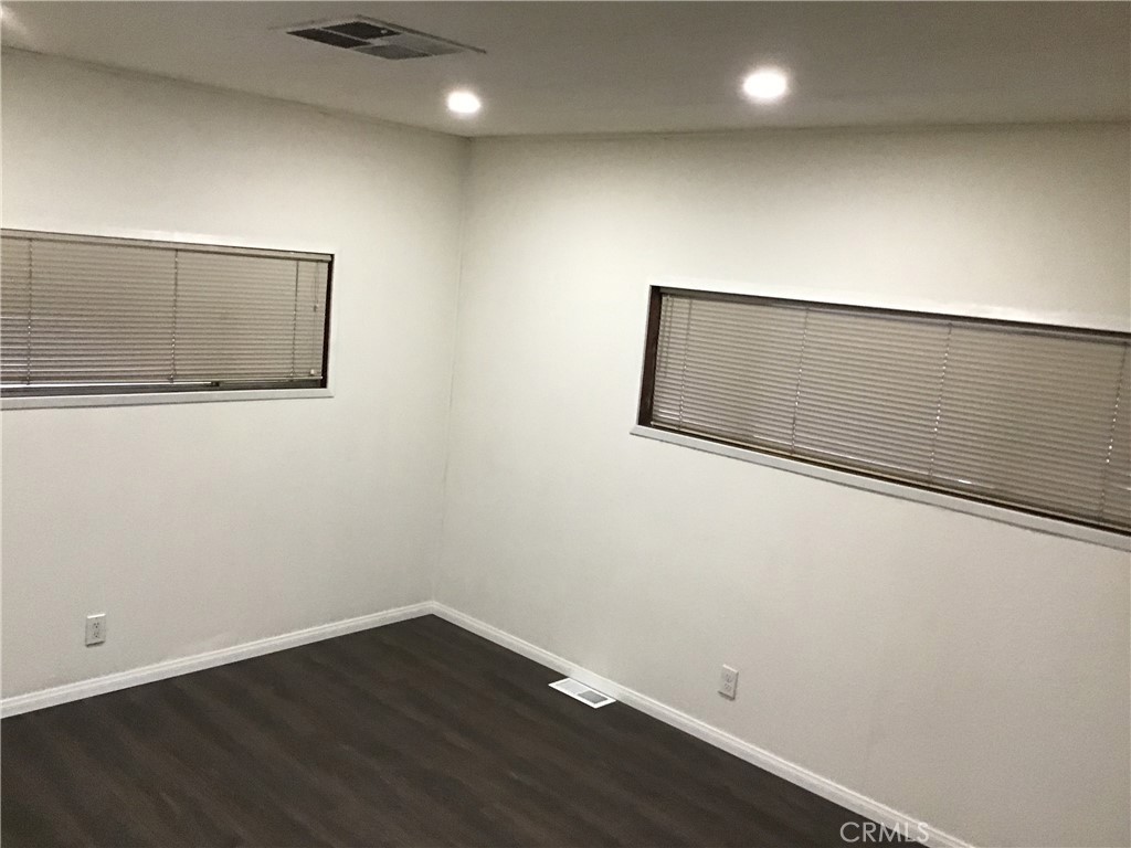 Serena (SERN) - Manufactured In Park