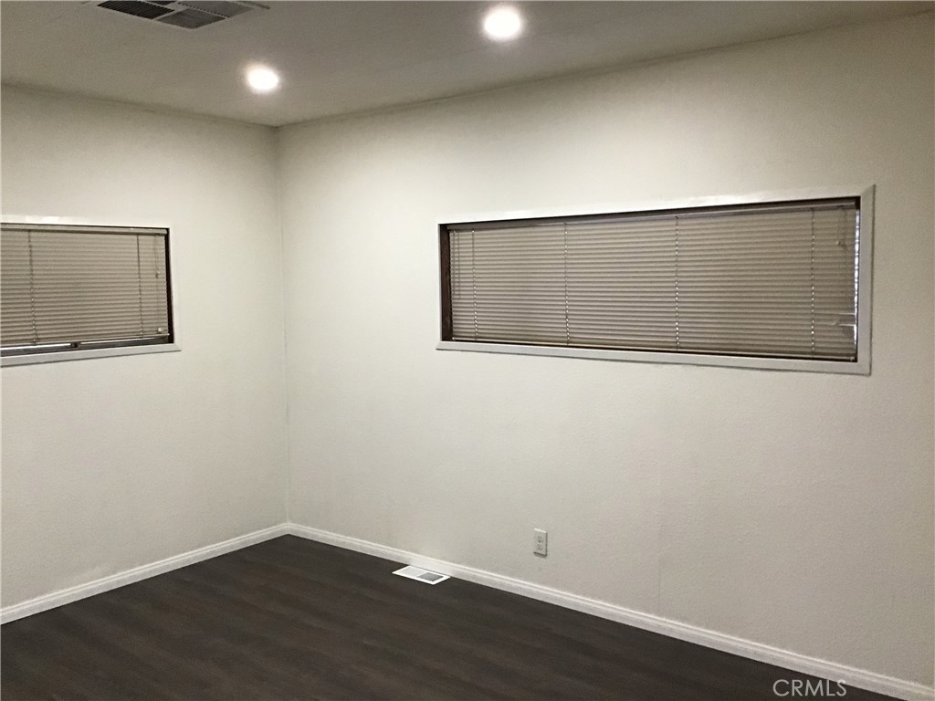 Serena (SERN) - Manufactured In Park