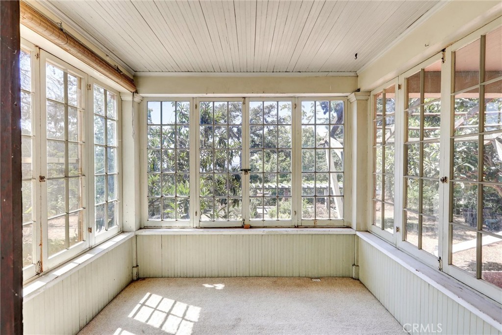 1012 Glencoe Heights Drive