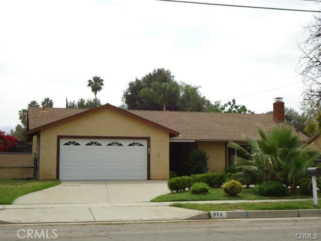 This beautifully, well-maintained home is located in a lovely neighborhood and ready for you to move in. The property features brand-new windows, fresh paint, and new flooring. The kitchen is upgraded with granite countertops and modern tile flooring, perfect for cooking and entertaining. Enjoy a spacious living room with a cozy fireplace, a welcoming double-door entry, a walk-in closet, and a large backyard ideal for relaxing or entertaining guests.Don’t miss out on this charming home in Redlands, schedule a tour today!