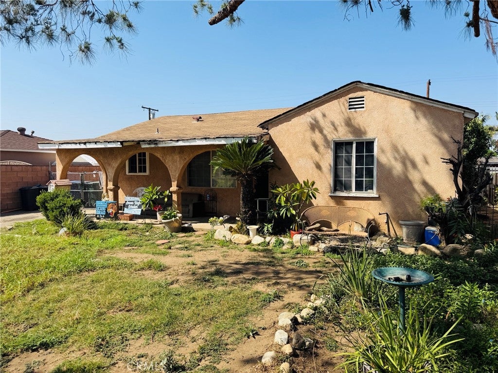 213 S Murray