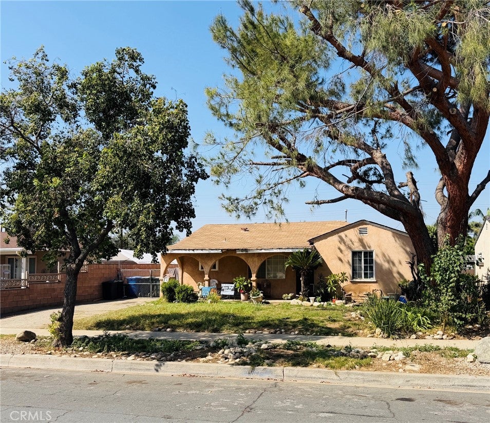 213 S Murray