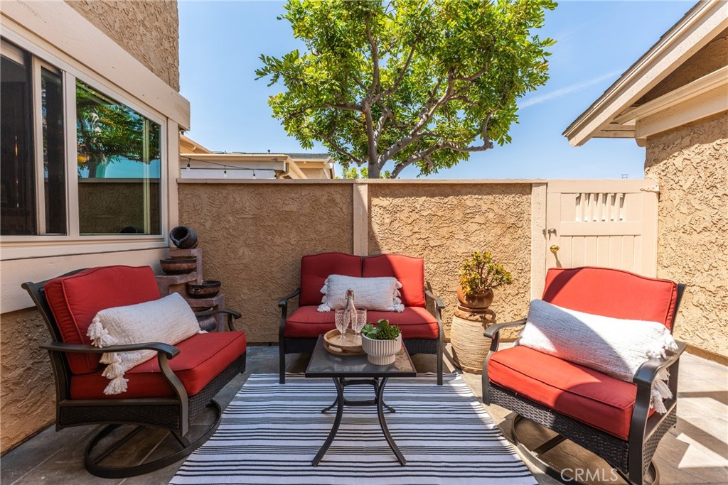 308 Avenida Adobe