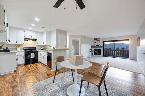 Photo of 6084 Terrace Ln, Yorba Linda, CA 92886 (MLS # PW25258361)