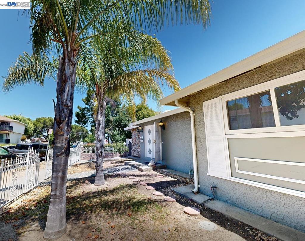 240 Richfield Dr