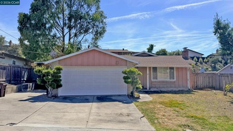 Photo of 2645 O'Donnell Dr DR, San Pablo, CA 94806 (MLS # 41145501)