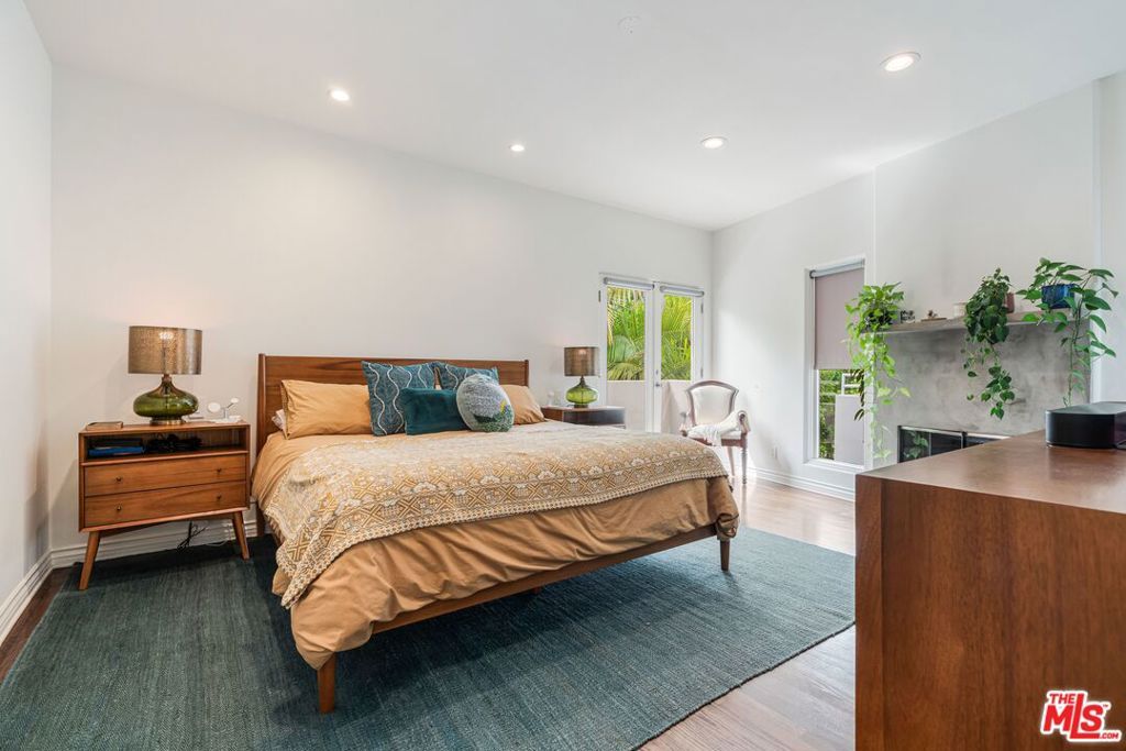 Photo of 833 17th Street #4, Santa Monica, CA 90403 (MLS # 26671949)