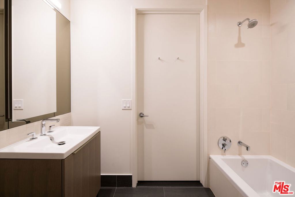 889 Francisco Street 1002