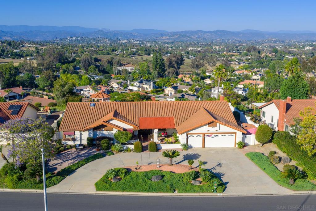 2233 Cortina Circle