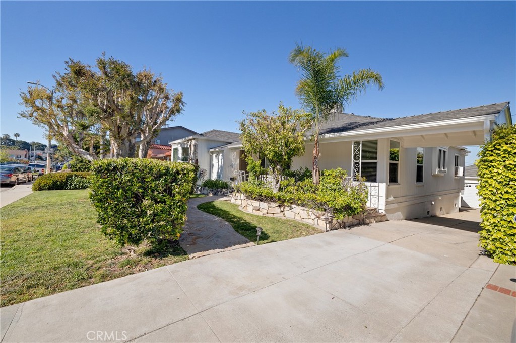 1024 S Weymouth Avenue
