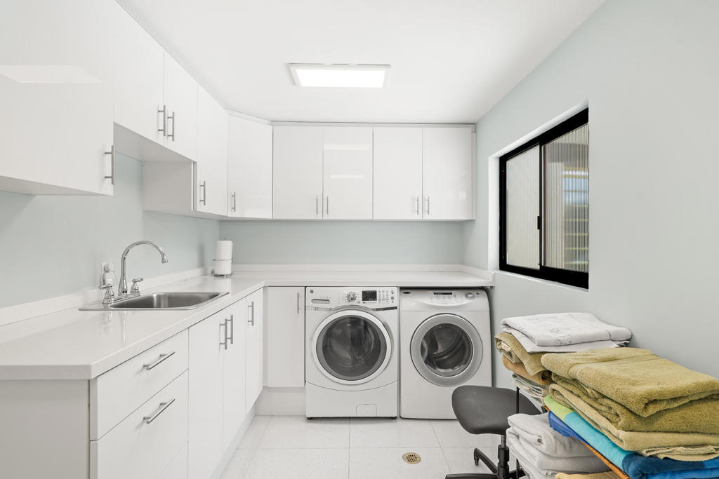 Indian Canyons - Residential Lease