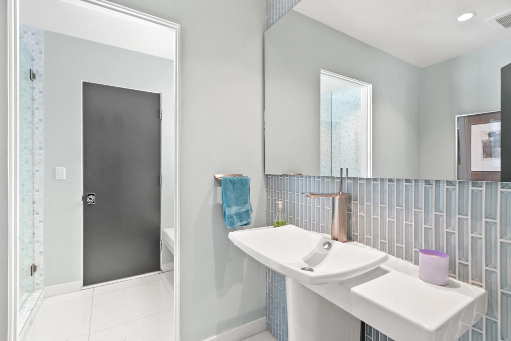 Indian Canyons - Residential Lease