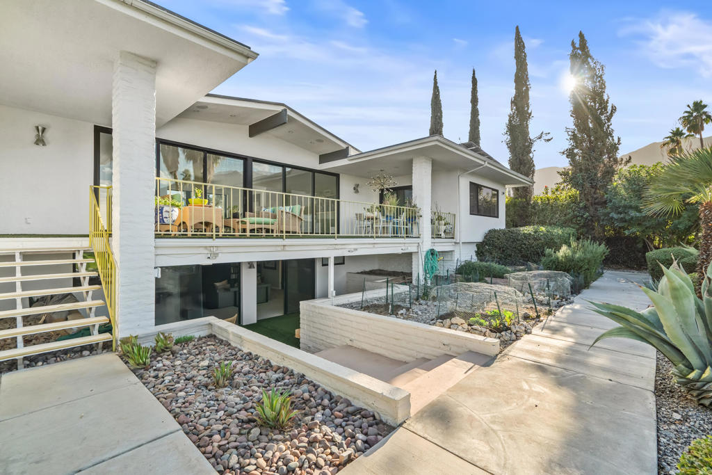 Indian Canyons - Residential Lease