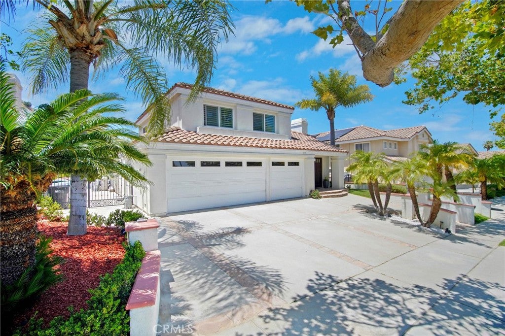 1594 Dominguez Ranch