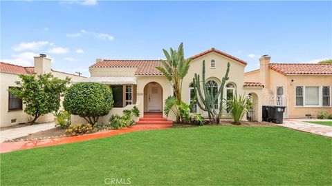 Photo of 520 Monte Vista AVE, Glendale, CA 91202 (MLS # SR26135691)