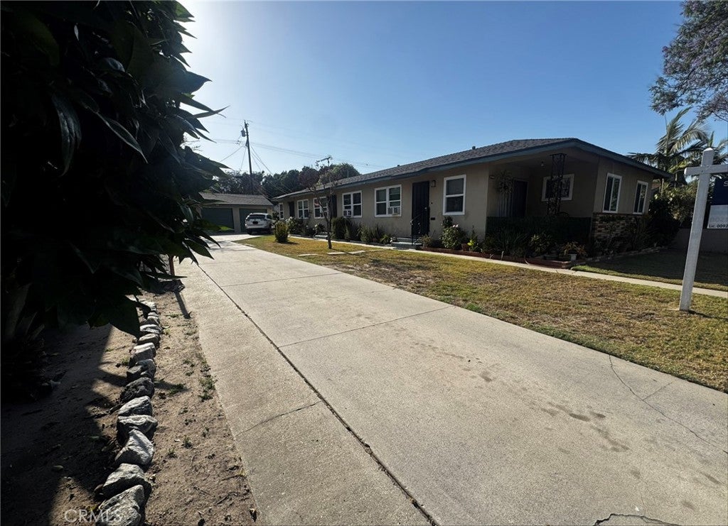 8977 Bryson Avenue