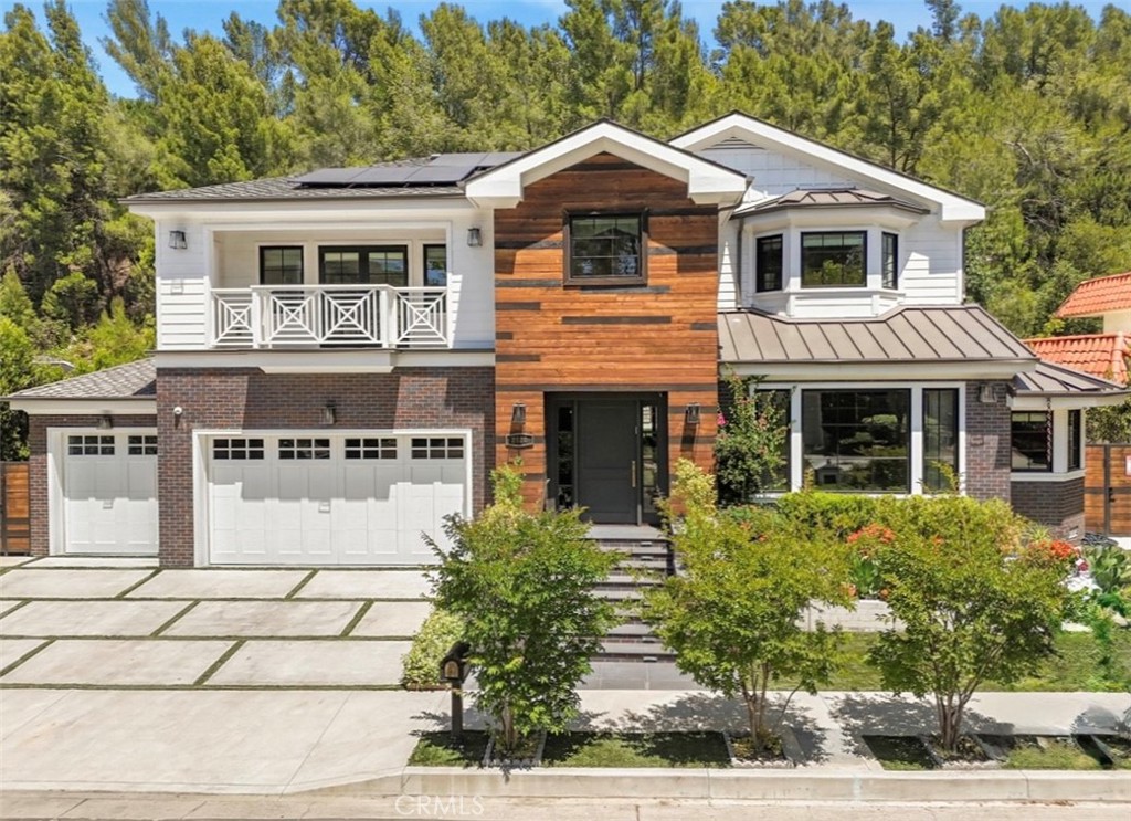 2520 La Condesa Drive