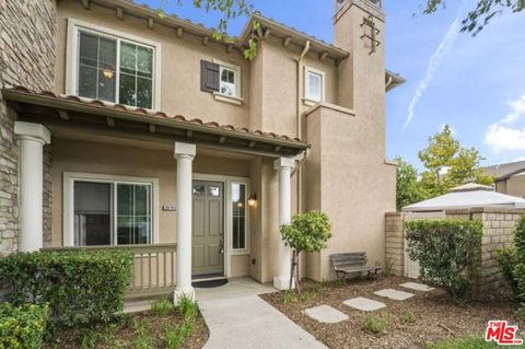 Photo of 28703 Calle De La Paz Drive #128, Valencia, CA 91354 (MLS # 25554981)