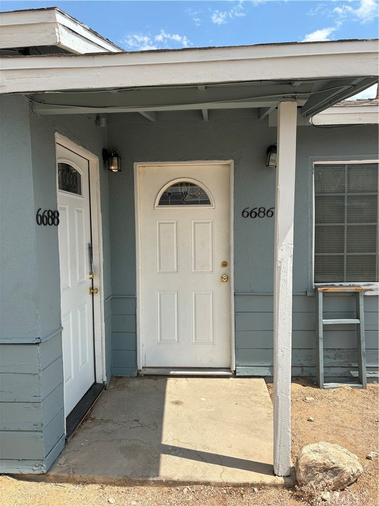 6688 Yucca ave