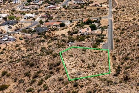 Photo of 55700 Golden Bee Drive, Yucca Valley, CA 92284 (MLS # JT24152459)