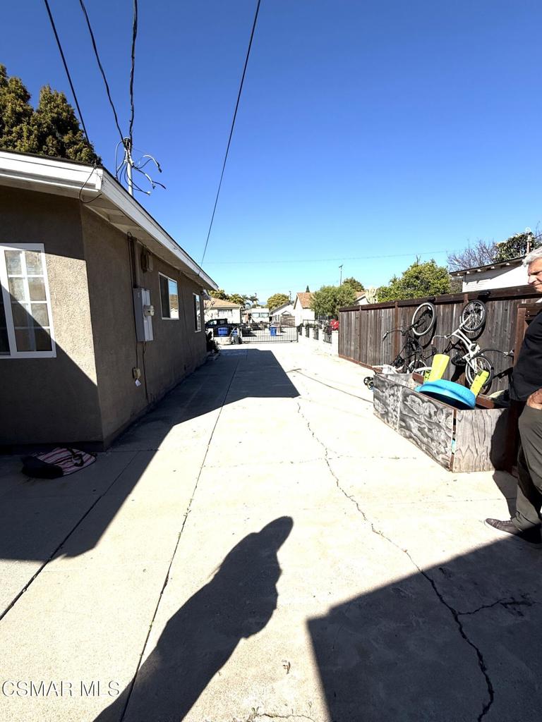 90 Leighton Drive