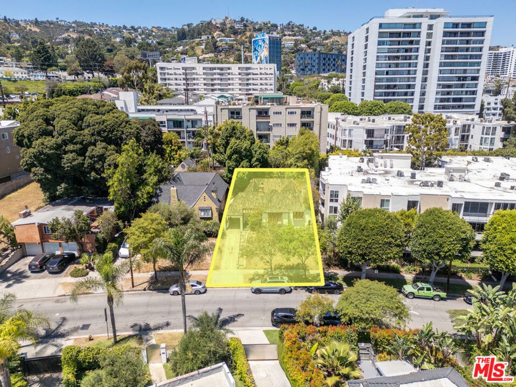 Photo of 8553 W West Knoll Drive, West Hollywood, CA 90069 (MLS # 25617651)